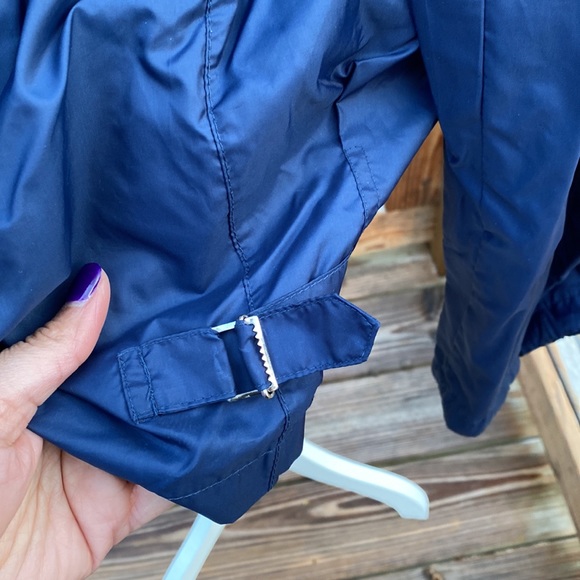 IZOD Lacoste Men’s Blue Light Weight Full Zip Rain Jacket - Picture 4 of 6